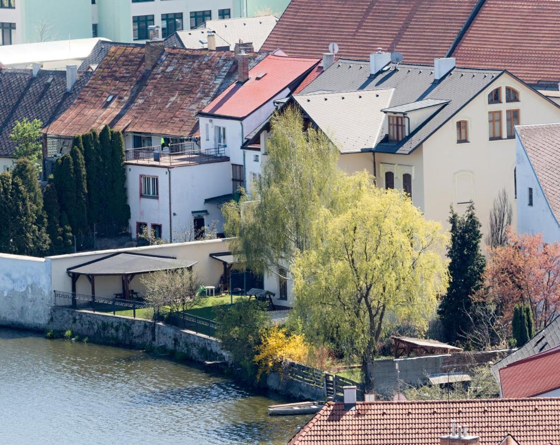 Apartmany Setkova Vila ยินดริคูฟราเดตส์ ภายนอก รูปภาพ